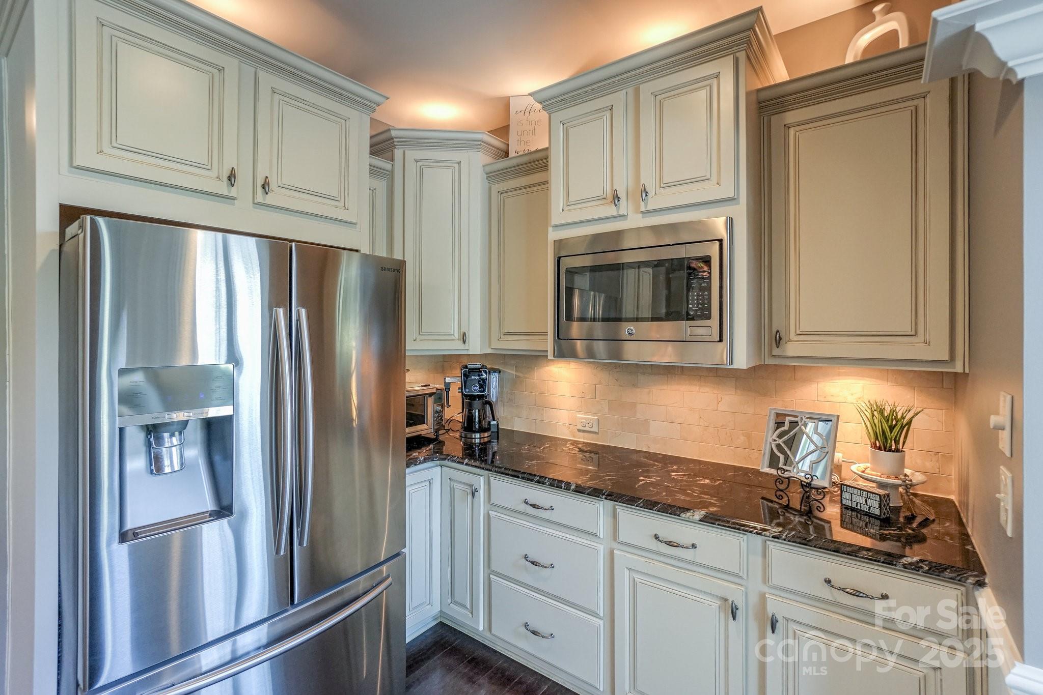 Winding Walk - Residential