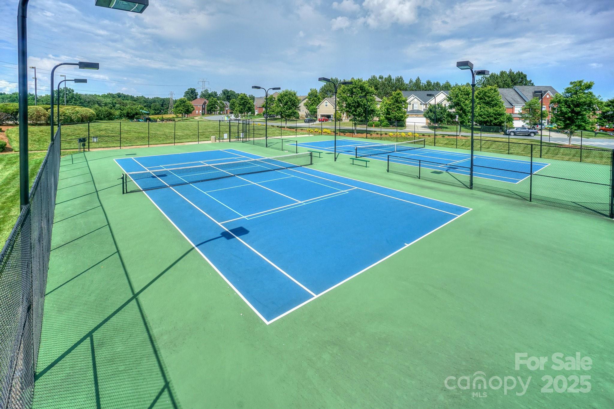 Winding Walk - Residential