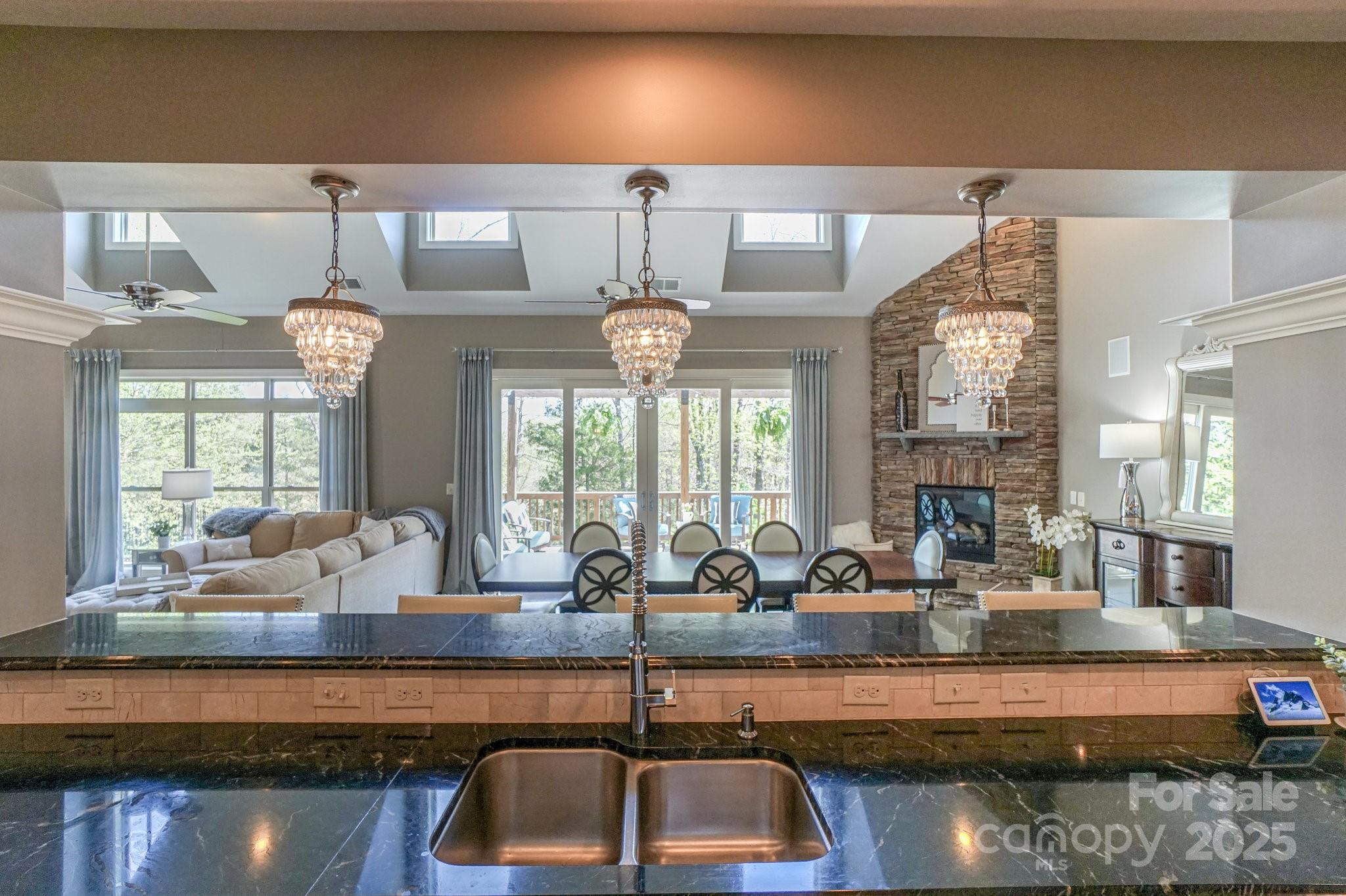 Winding Walk - Residential