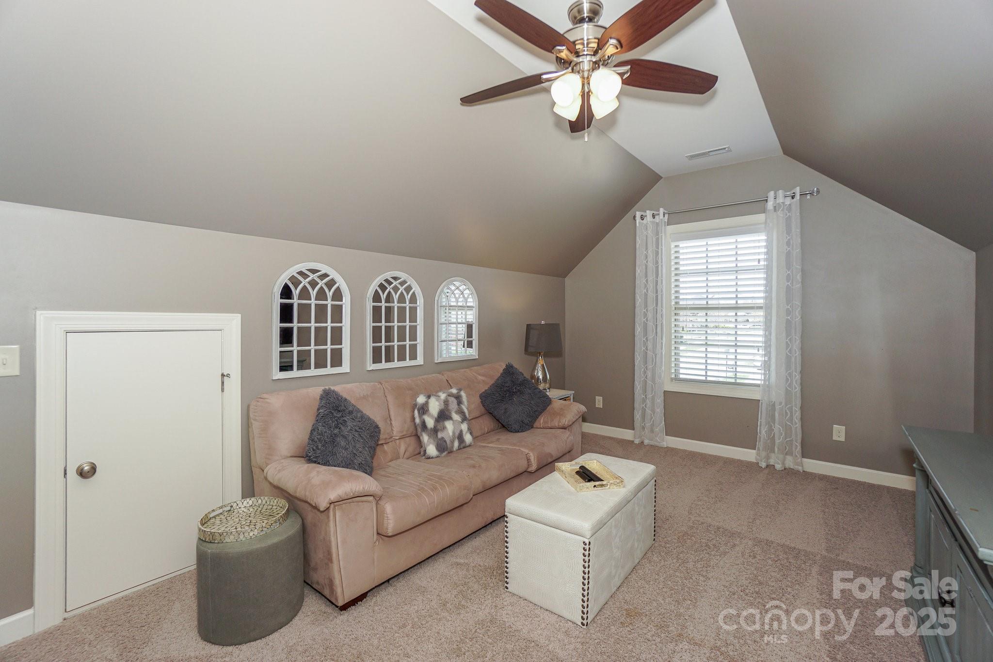 Winding Walk - Residential