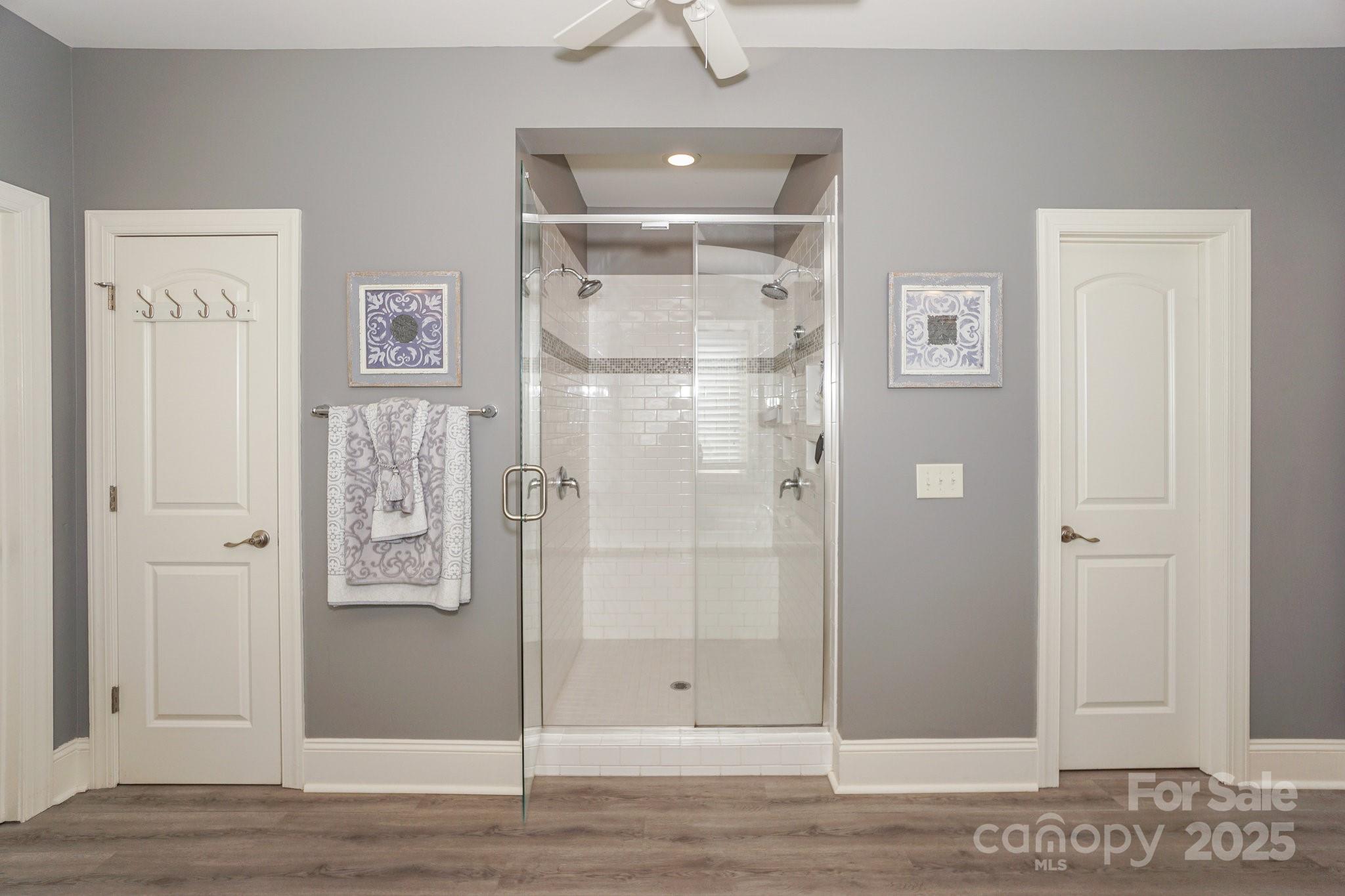 Winding Walk - Residential