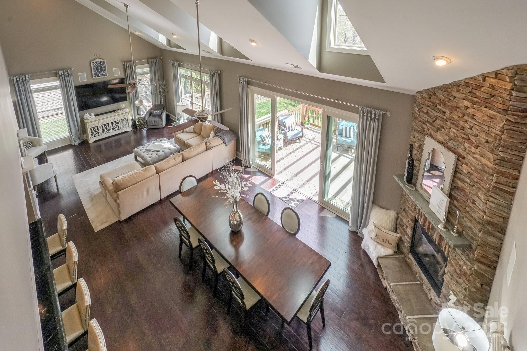 Winding Walk - Residential