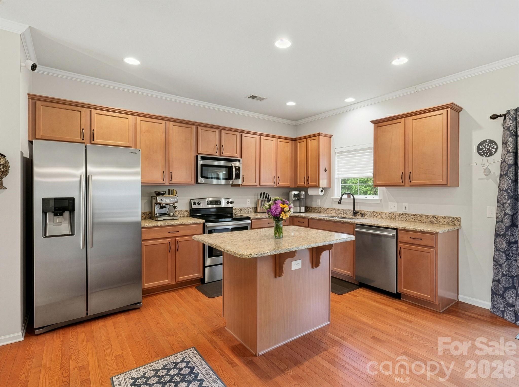 Davis Lake - Residential