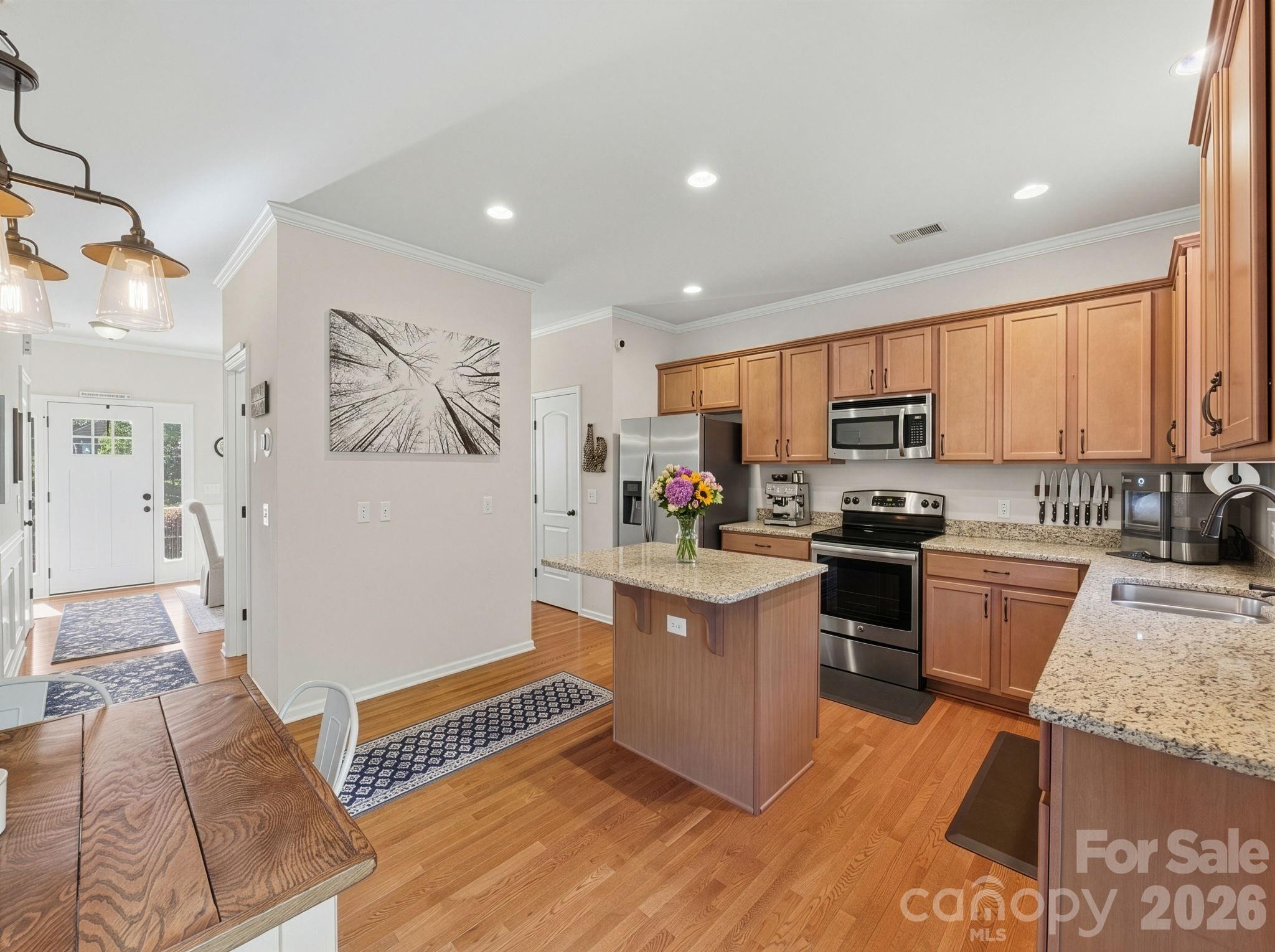 Davis Lake - Residential