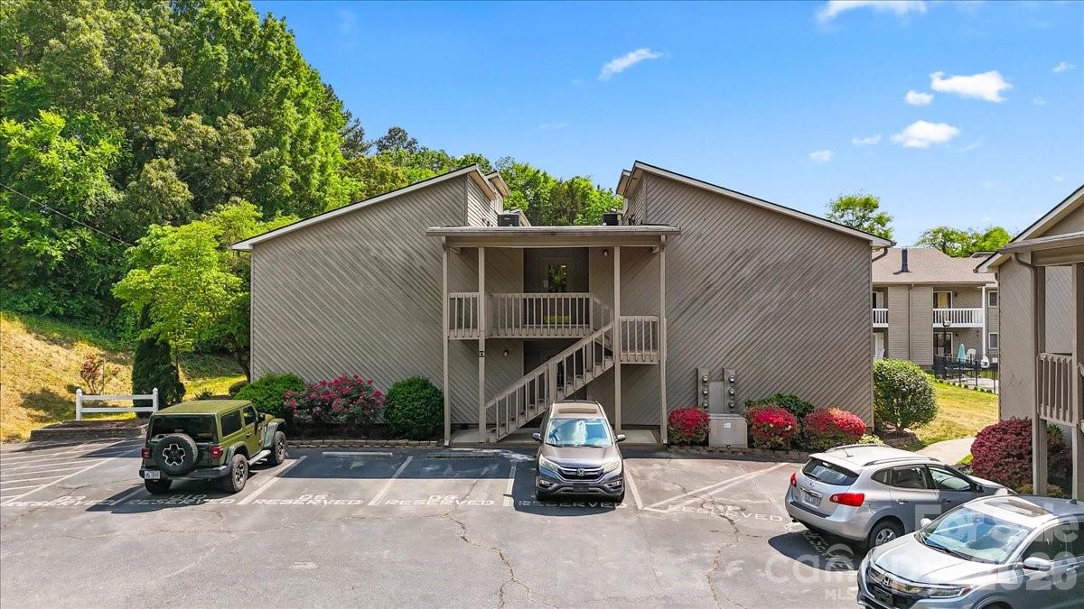 Candlewood Square - Residential