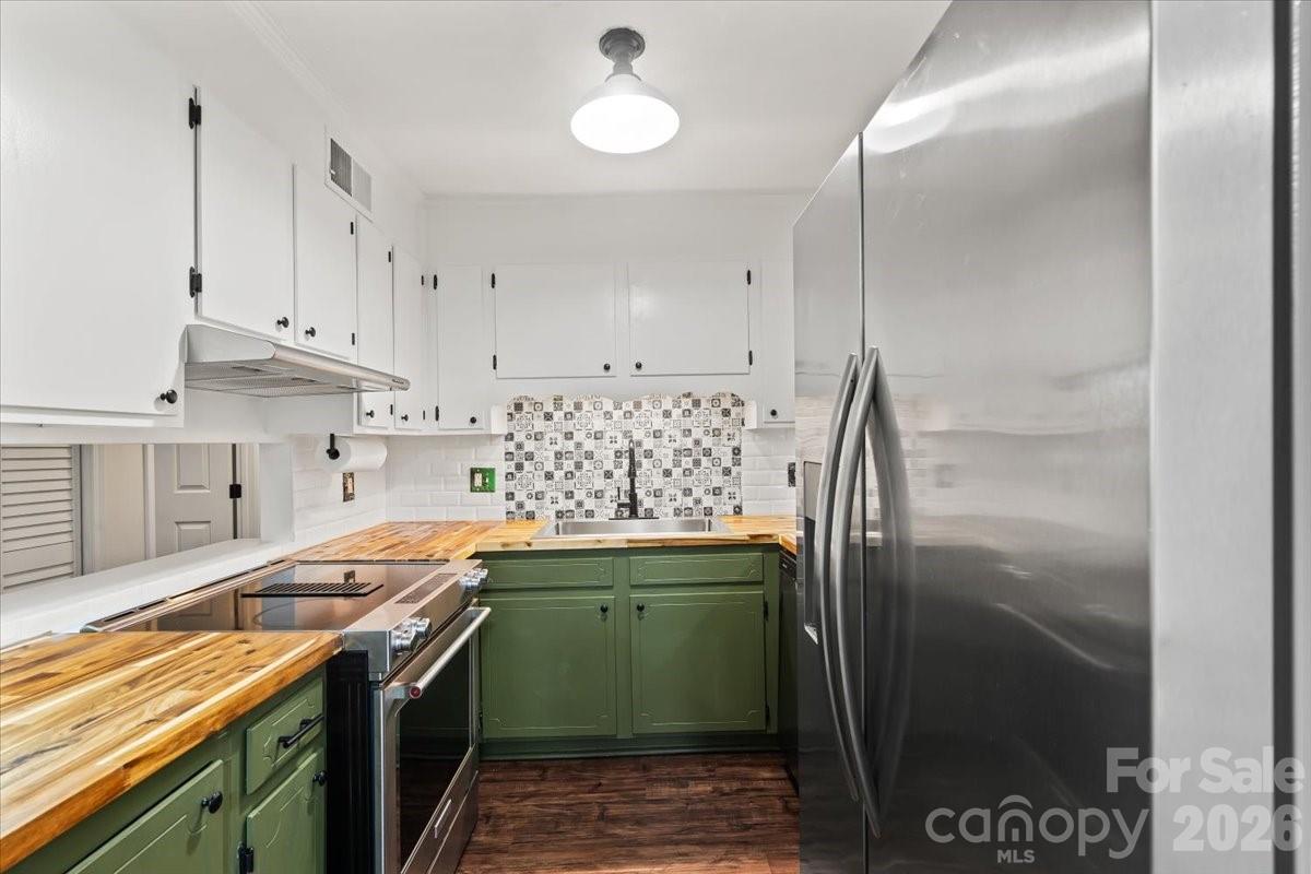 Candlewood Square - Residential