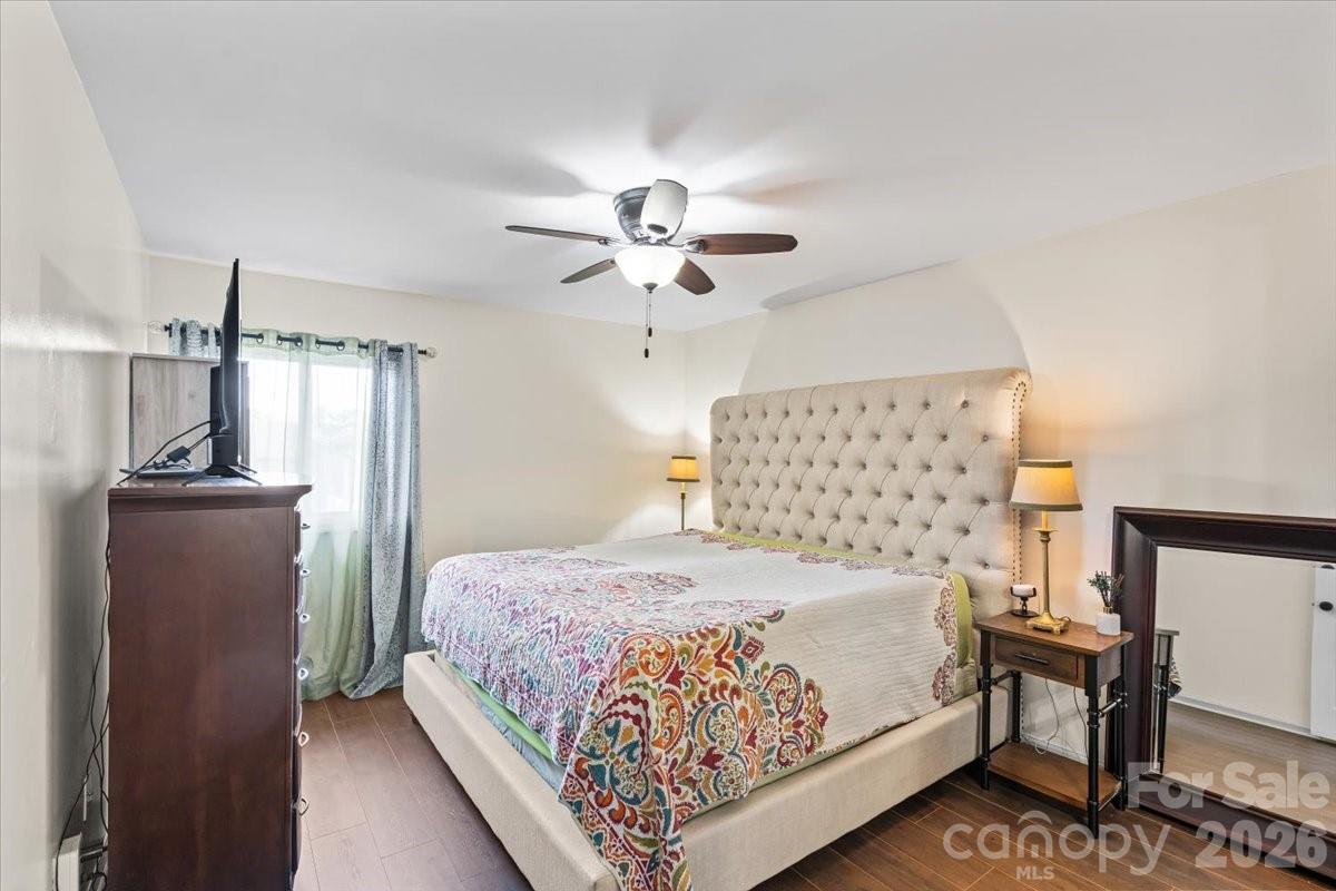 Candlewood Square - Residential