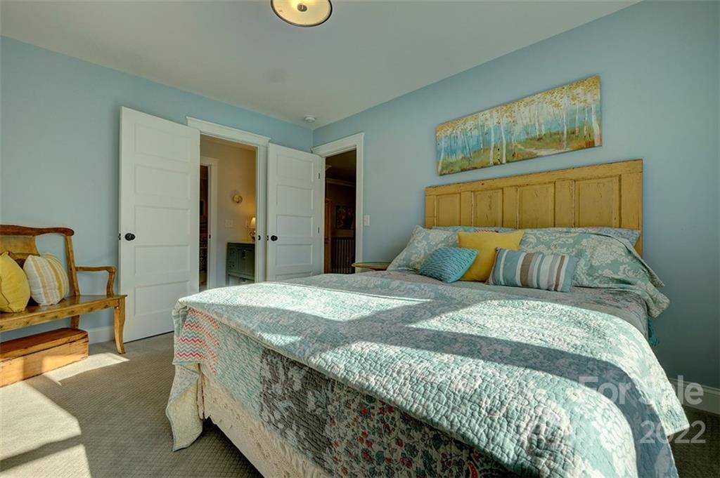 Lake Crest - Residential