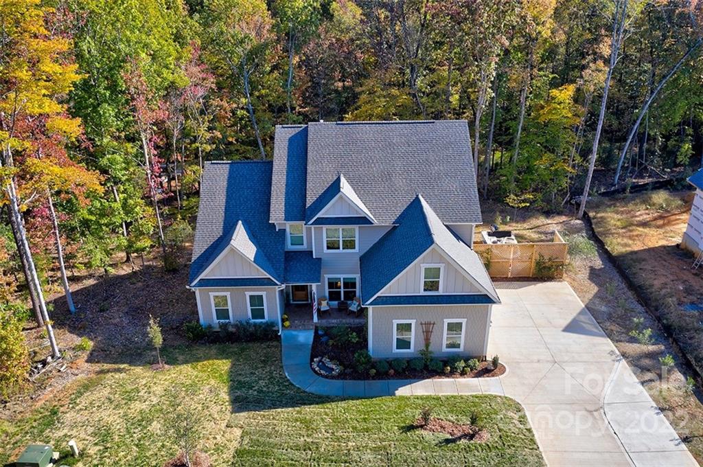 Lake Crest - Residential