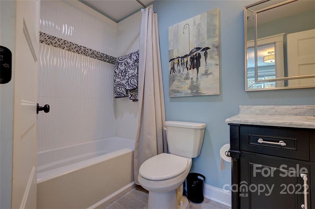 Lake Crest - Residential