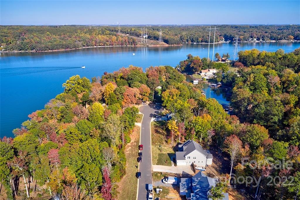 Lake Crest - Residential
