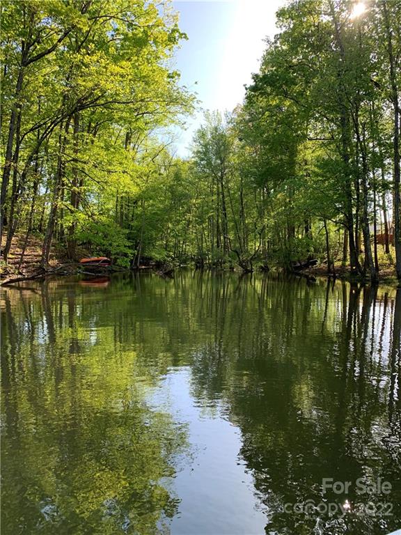 Lake Crest - Residential