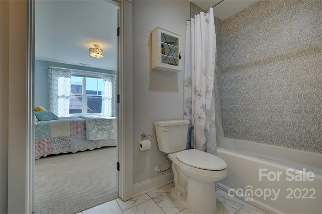 Lake Crest - Residential