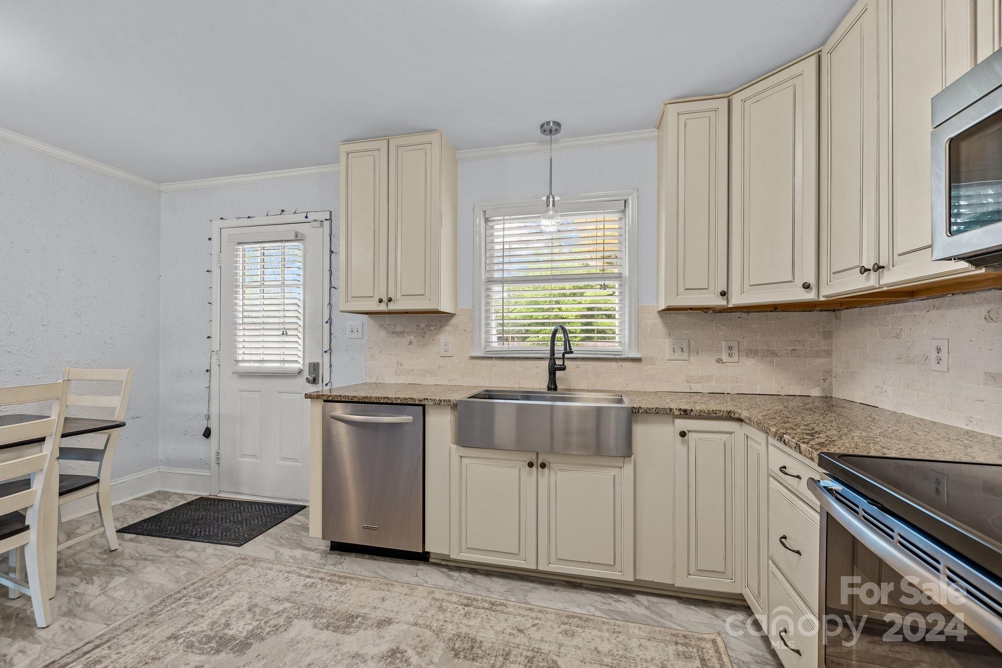 Cedar Villas - Residential