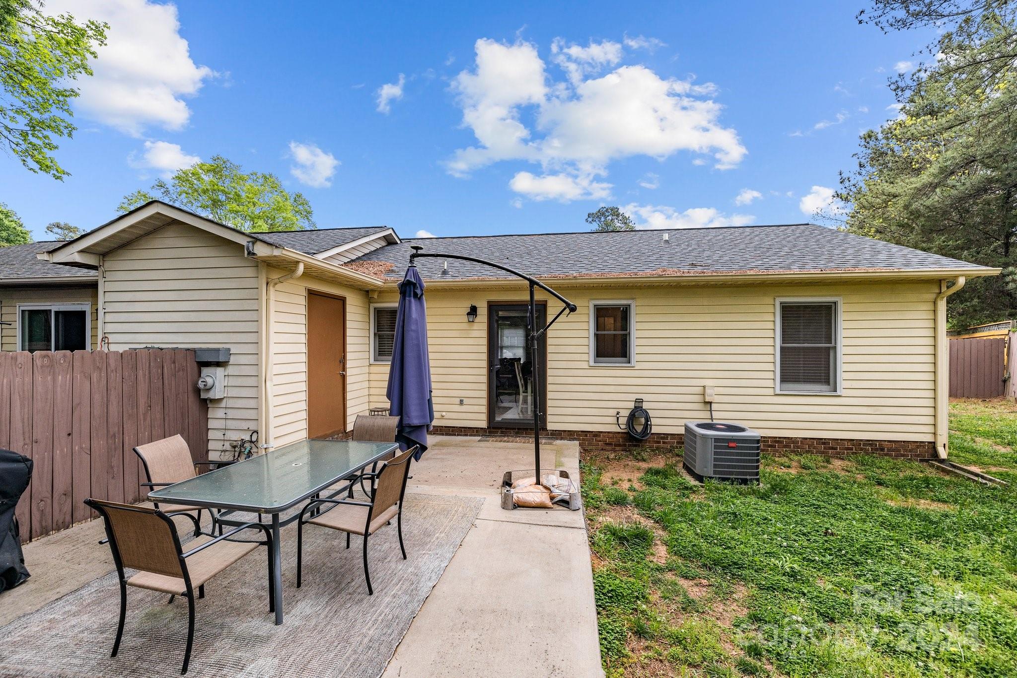 Cedar Villas - Residential