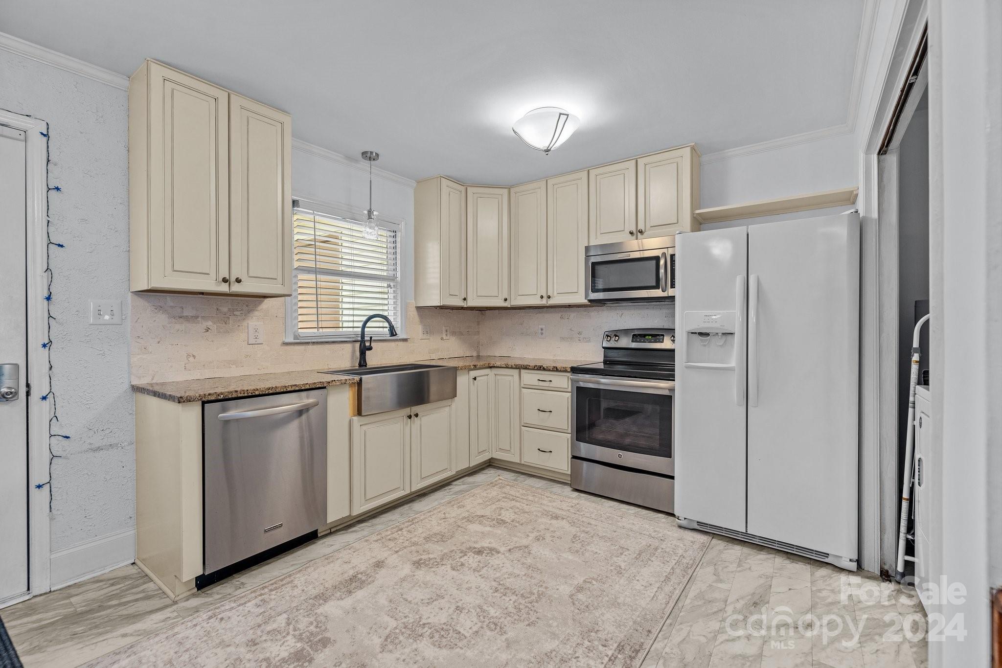 Cedar Villas - Residential