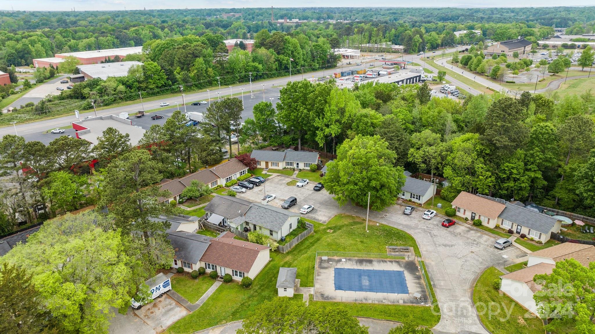 Cedar Villas - Residential