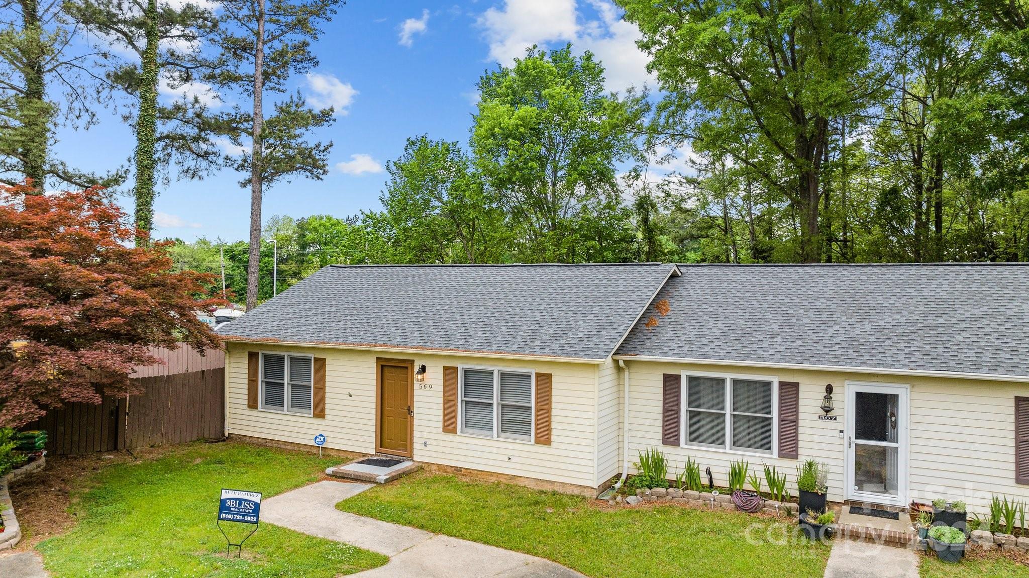 Cedar Villas - Residential