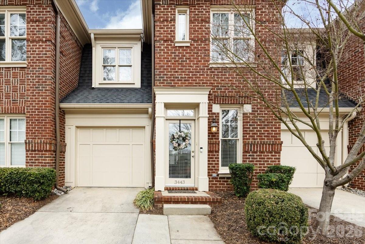 3443 W Slope Lane