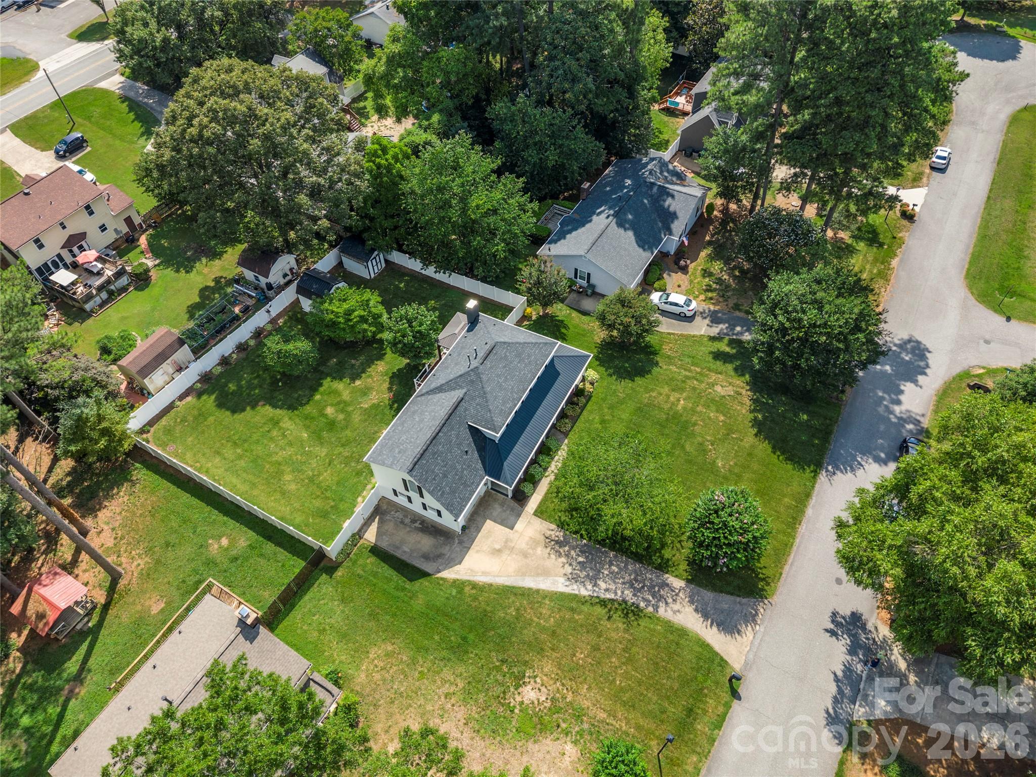 1401 Rivermont Drive