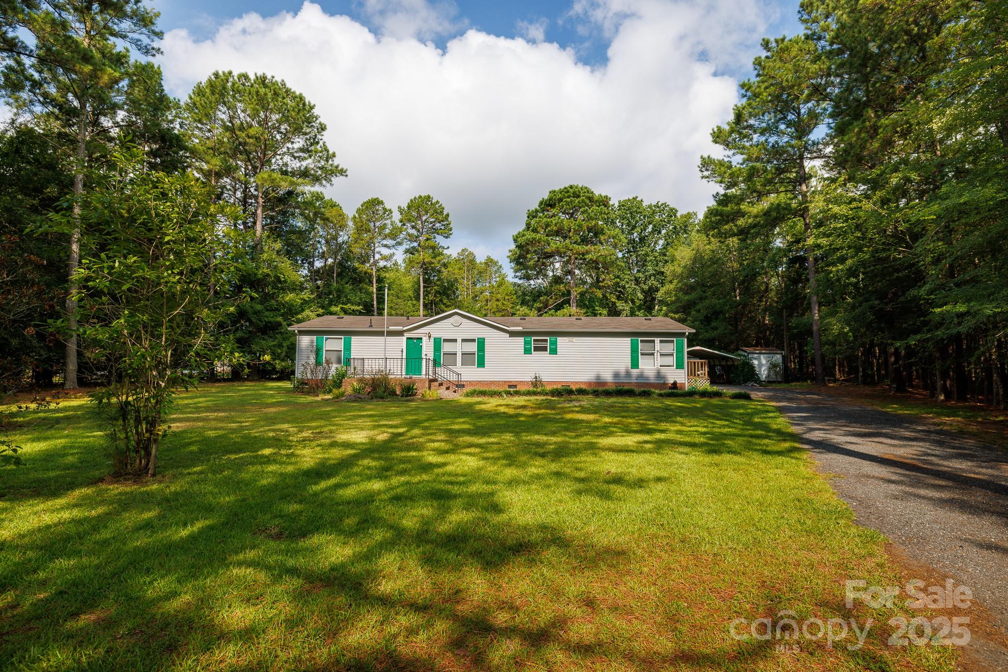 837 Huntington Drive
