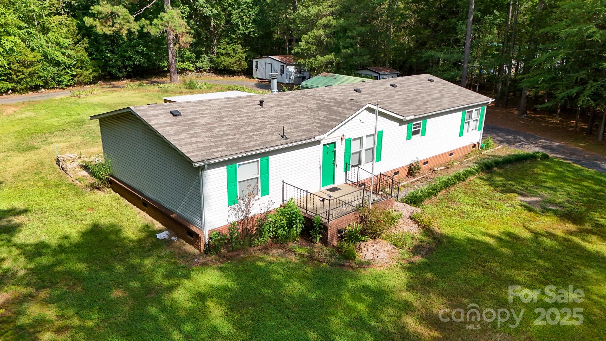 837 Huntington Drive