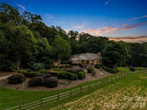 Photo of 1870 Palmer Road, Mill Spring, NC 28756 (MLS # 4407237)