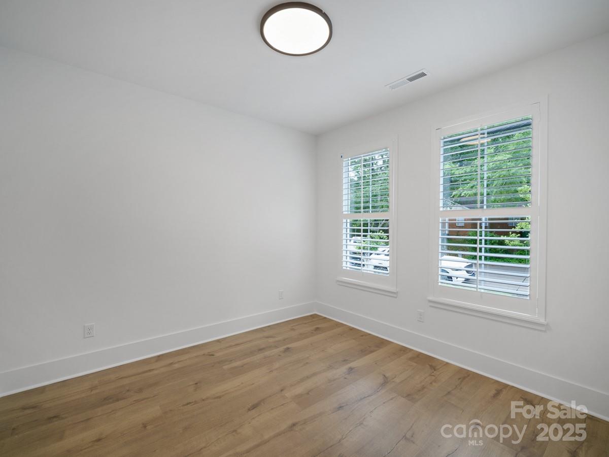 2538 Park Rose Lane 10