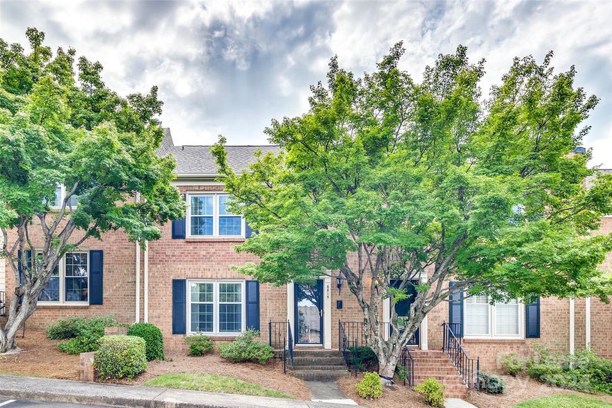 Location. Location. Location. Close to SouthPark, Park Road, Ballantyne, and just 10 miles from Uptown. This three bedroom townhouse has a spacious family room, eat in kitchen with a bonus area that could be used as a den, a screened porch and gated patio area. Upstairs are three bedrooms with one that could be used as the primary complete with an upgraded en suite. Washer, dryer, and refrigerator included.