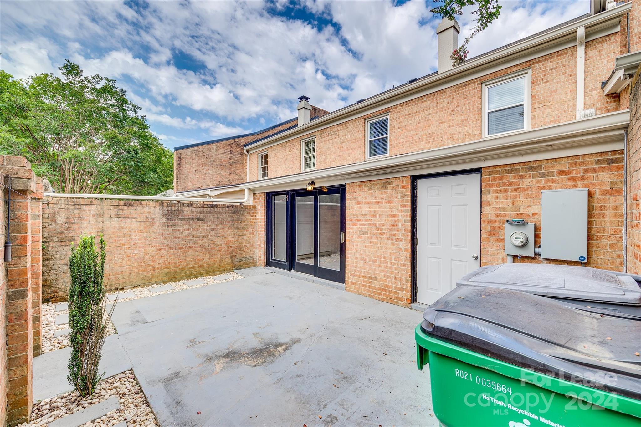 Olde Georgetown - Residential Lease