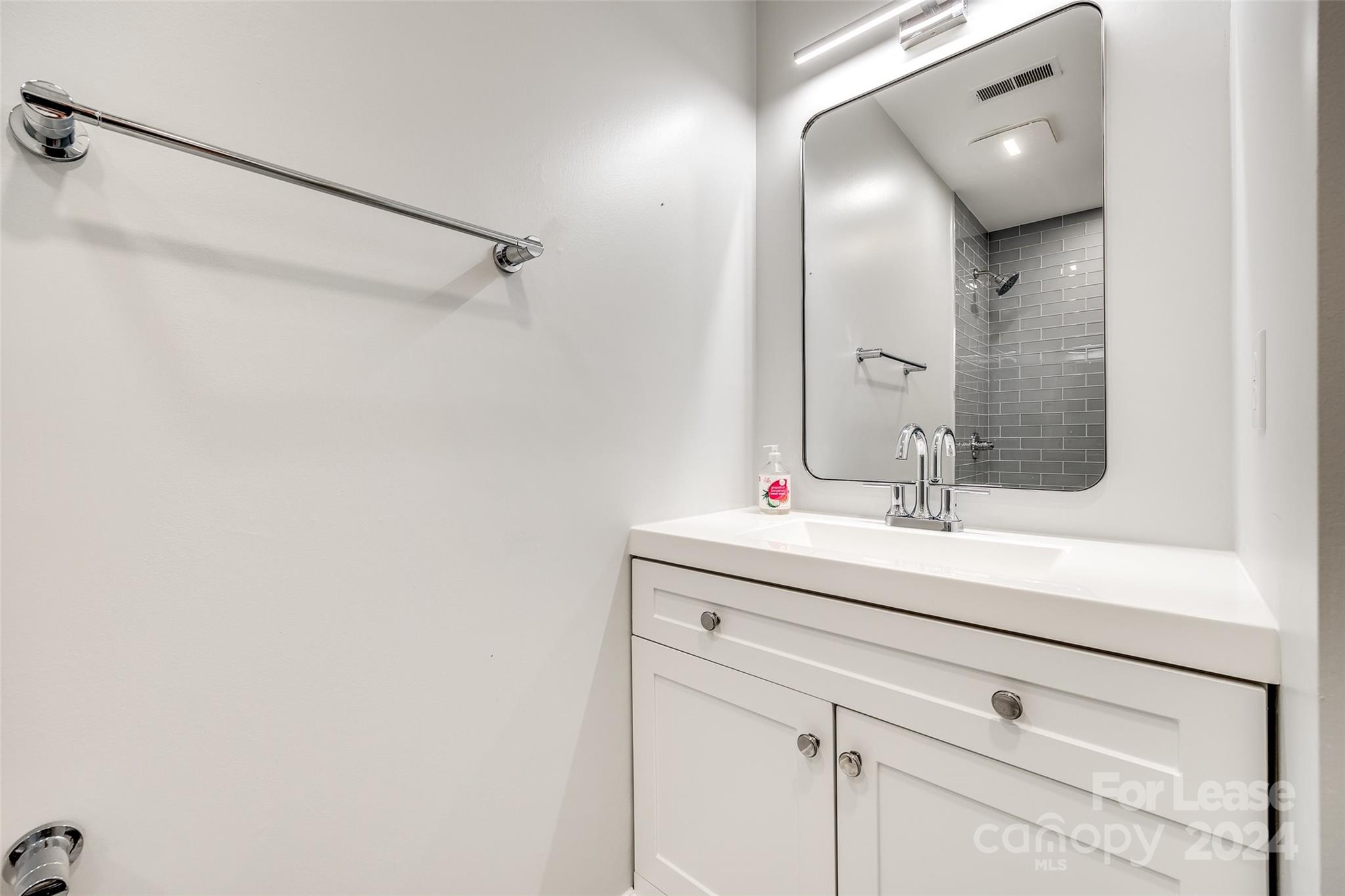 Olde Georgetown - Residential Lease