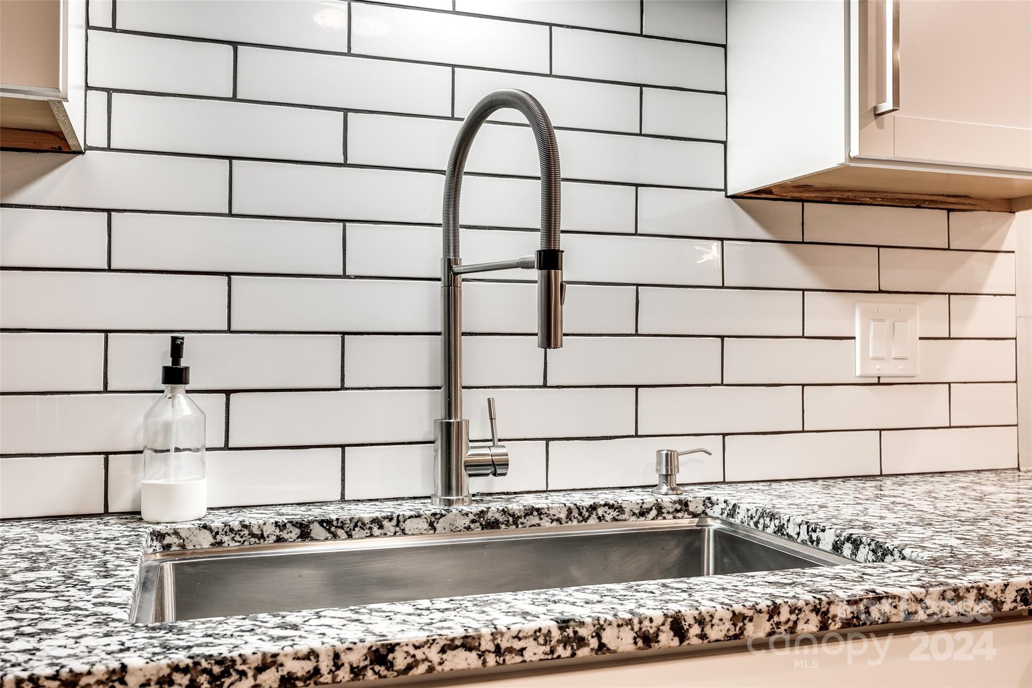 Olde Georgetown - Residential Lease