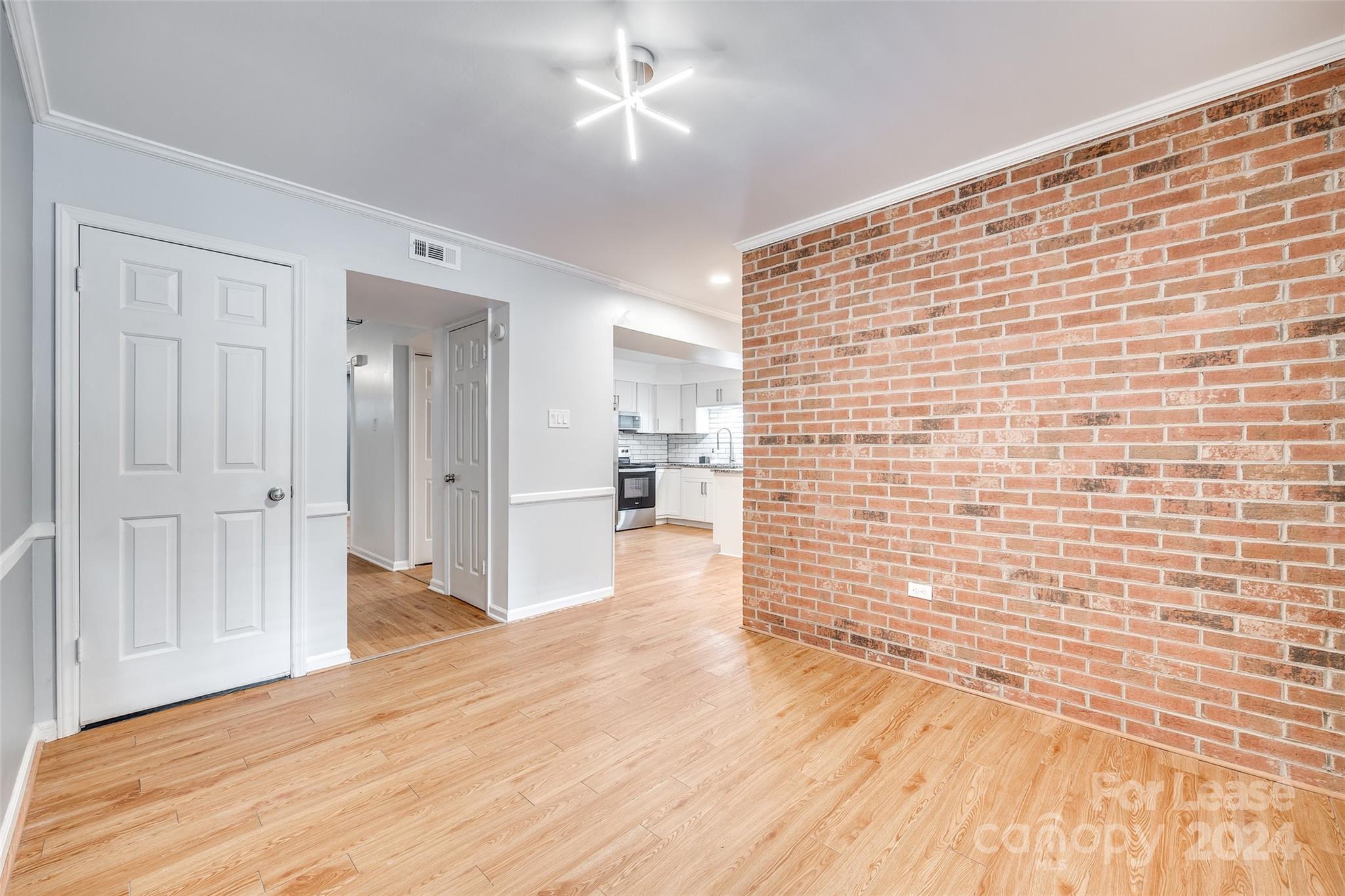 Olde Georgetown - Residential Lease