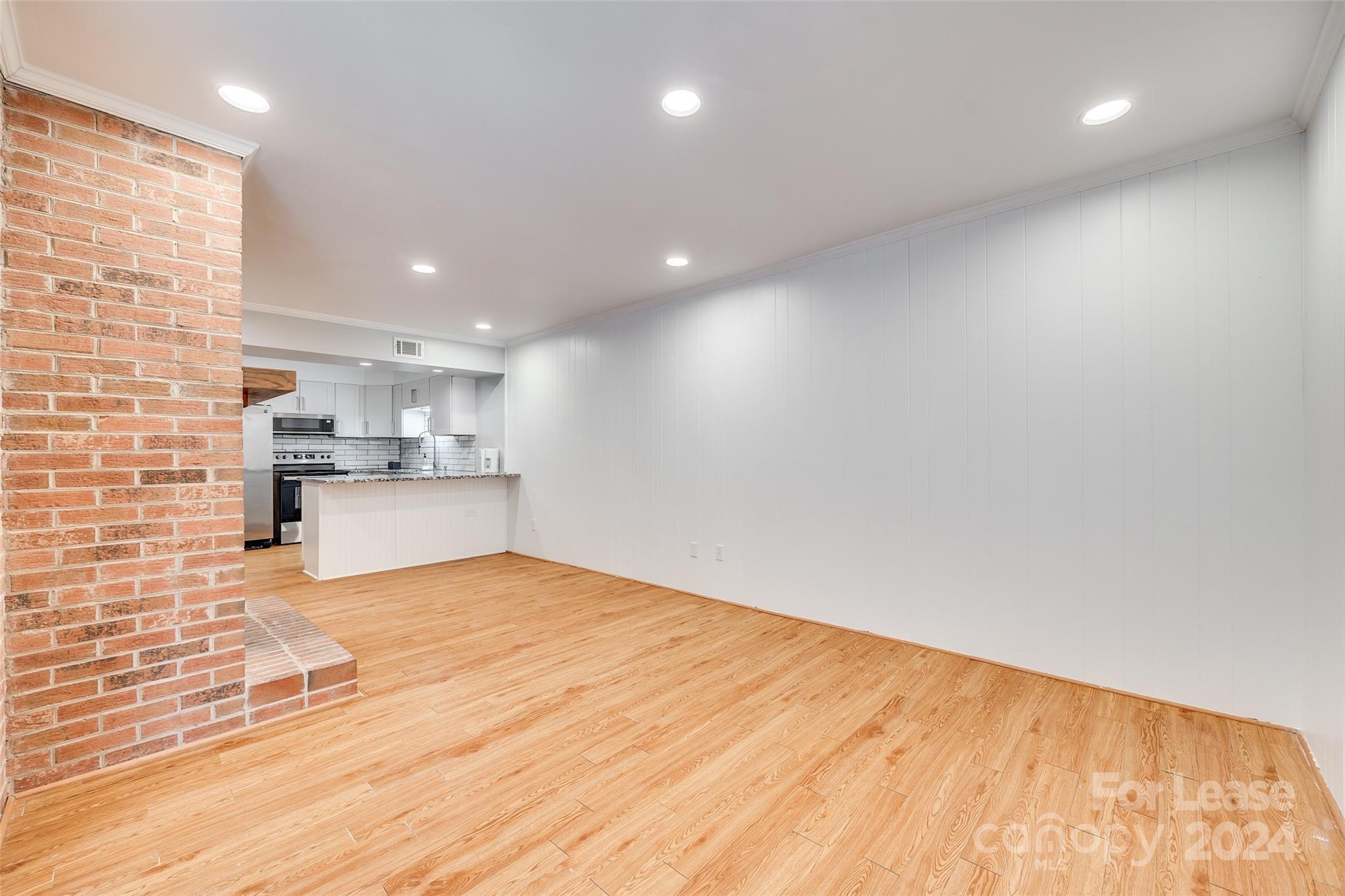 Olde Georgetown - Residential Lease