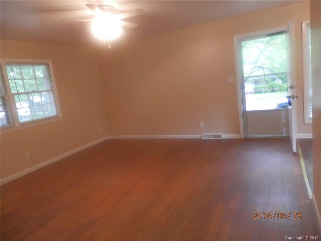 Hidden Valley - Residential Lease