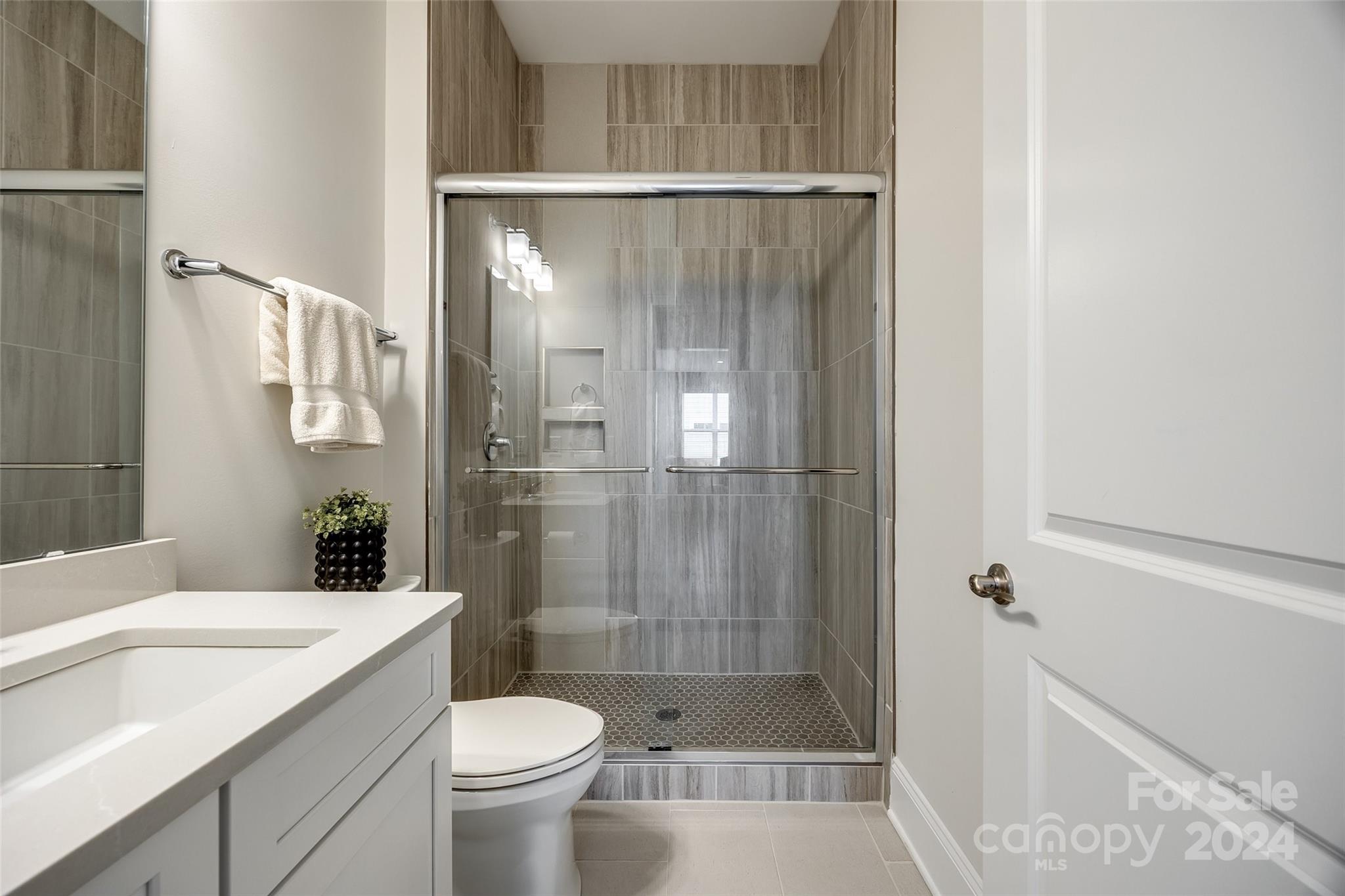 Regency at Palisades - Residential