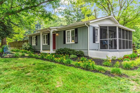 21 Stoney Nob Drive Hendersonville NC 28792