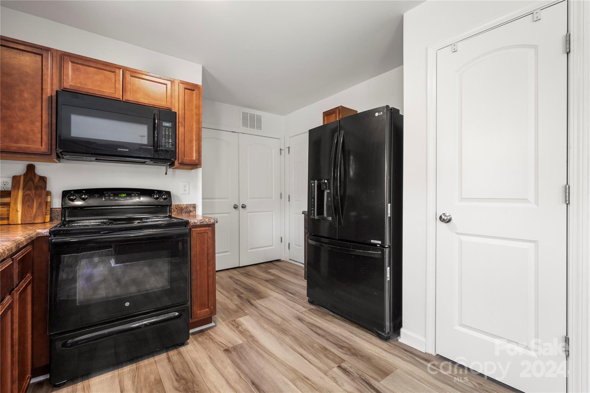 IRISH DOWNS - Residential