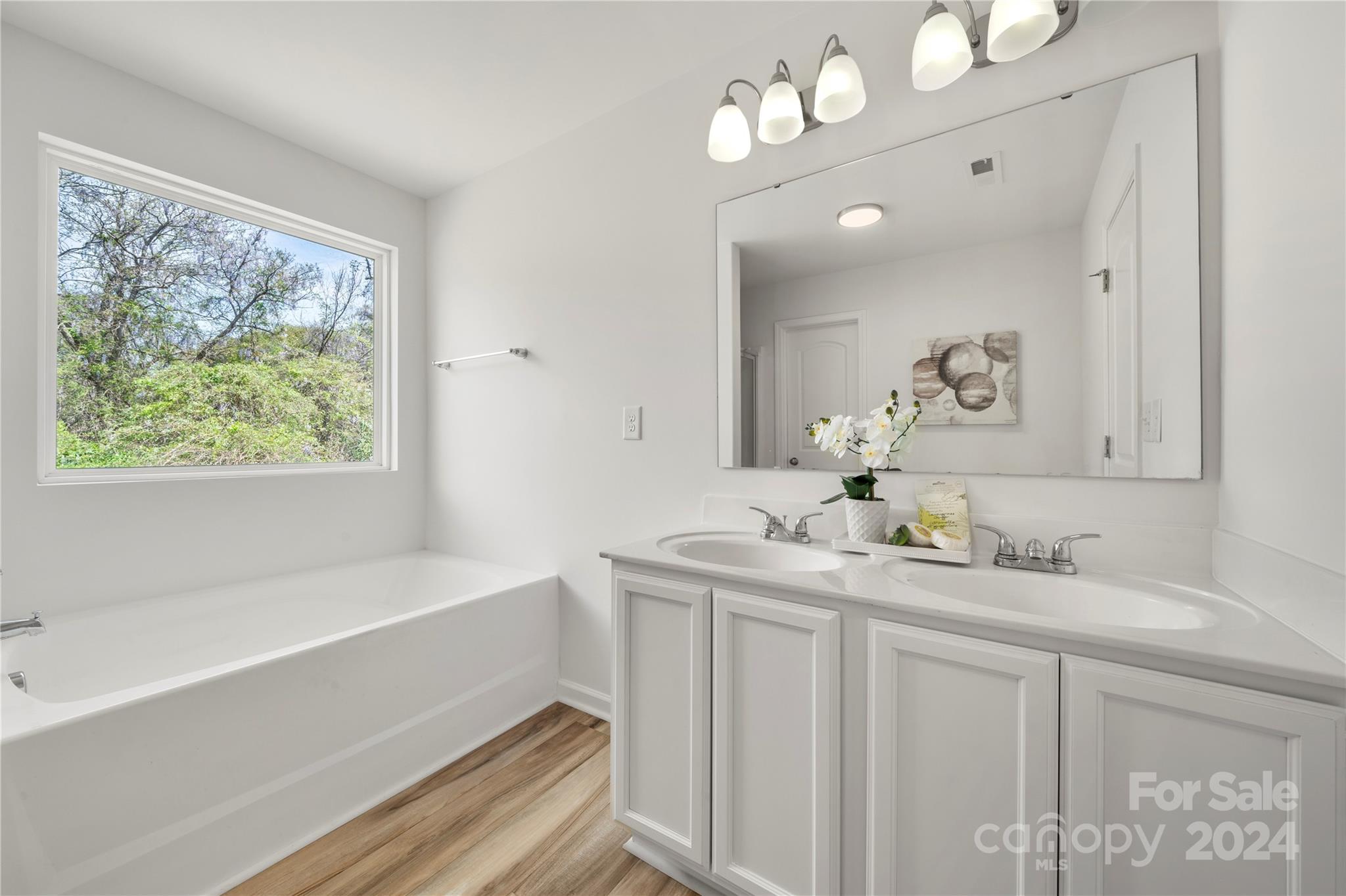 IRISH DOWNS - Residential