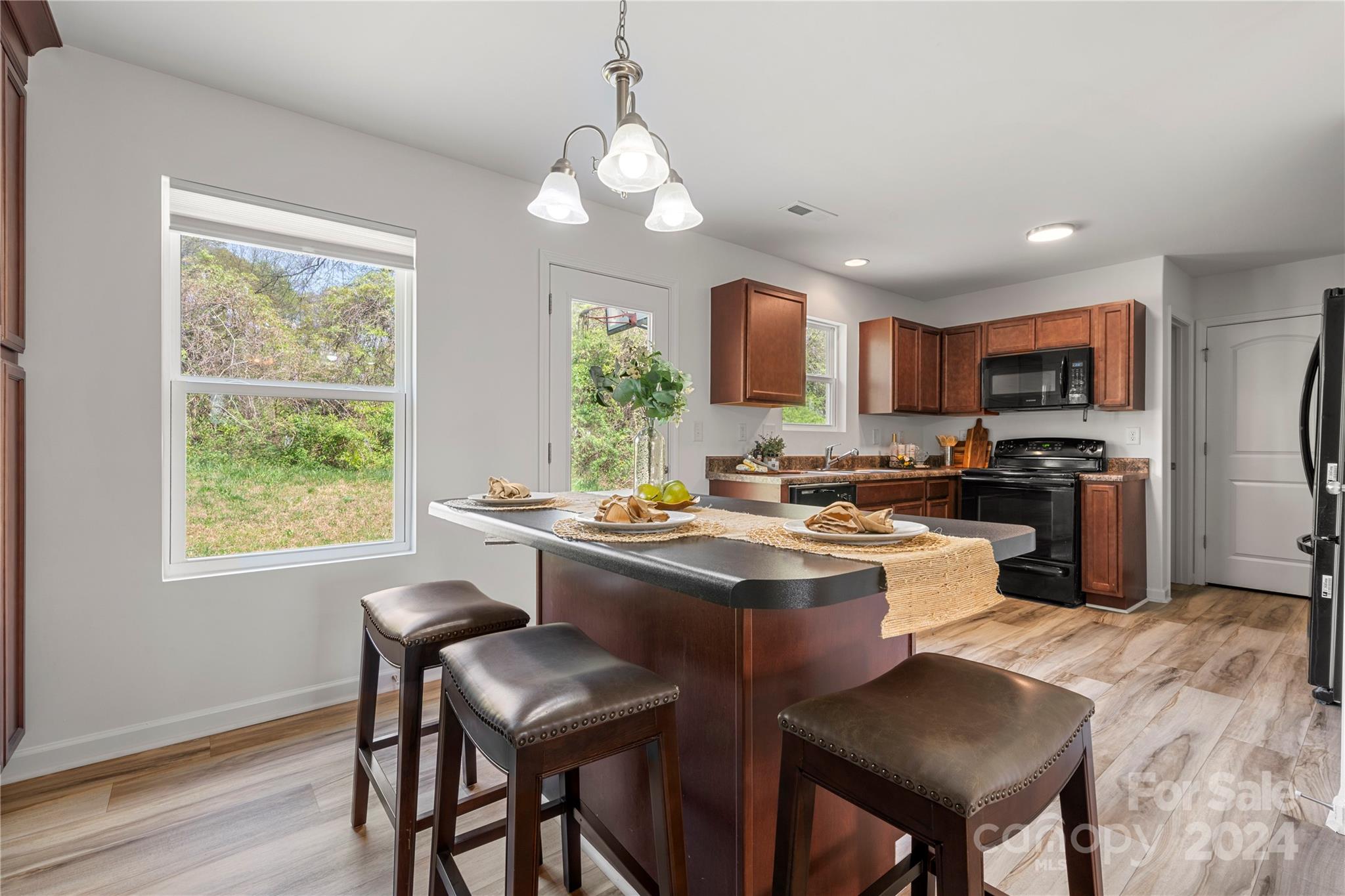 IRISH DOWNS - Residential