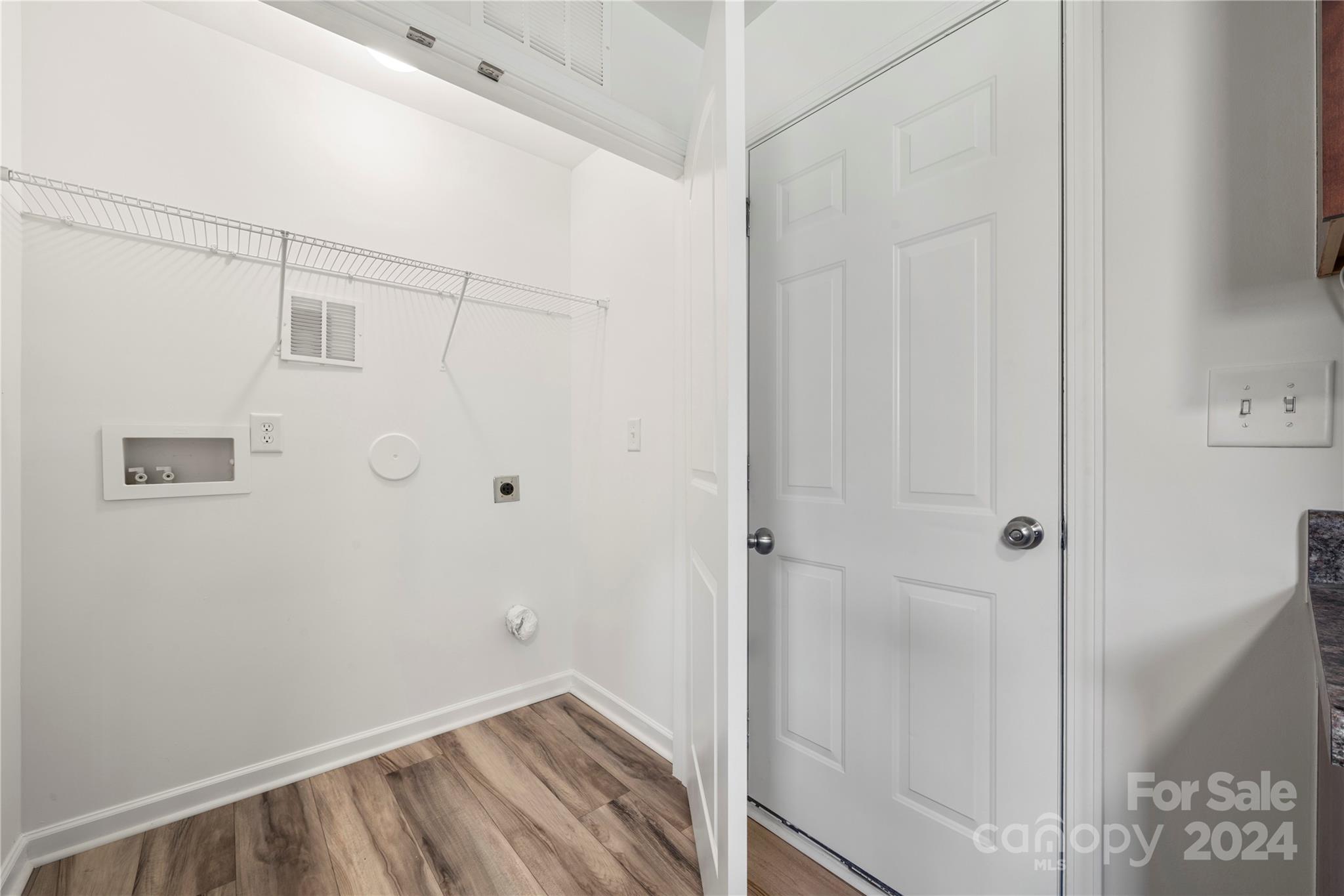 IRISH DOWNS - Residential