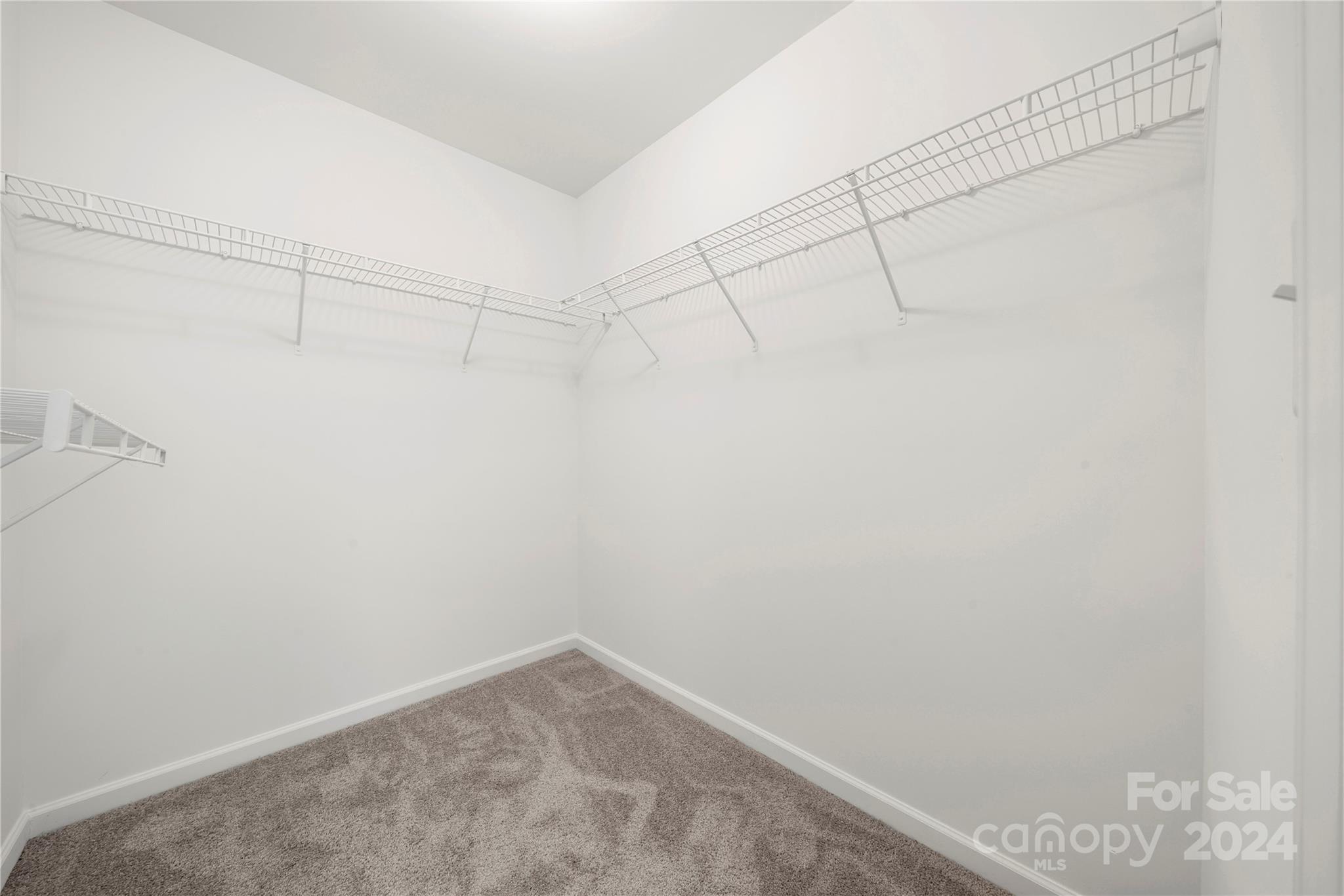 IRISH DOWNS - Residential