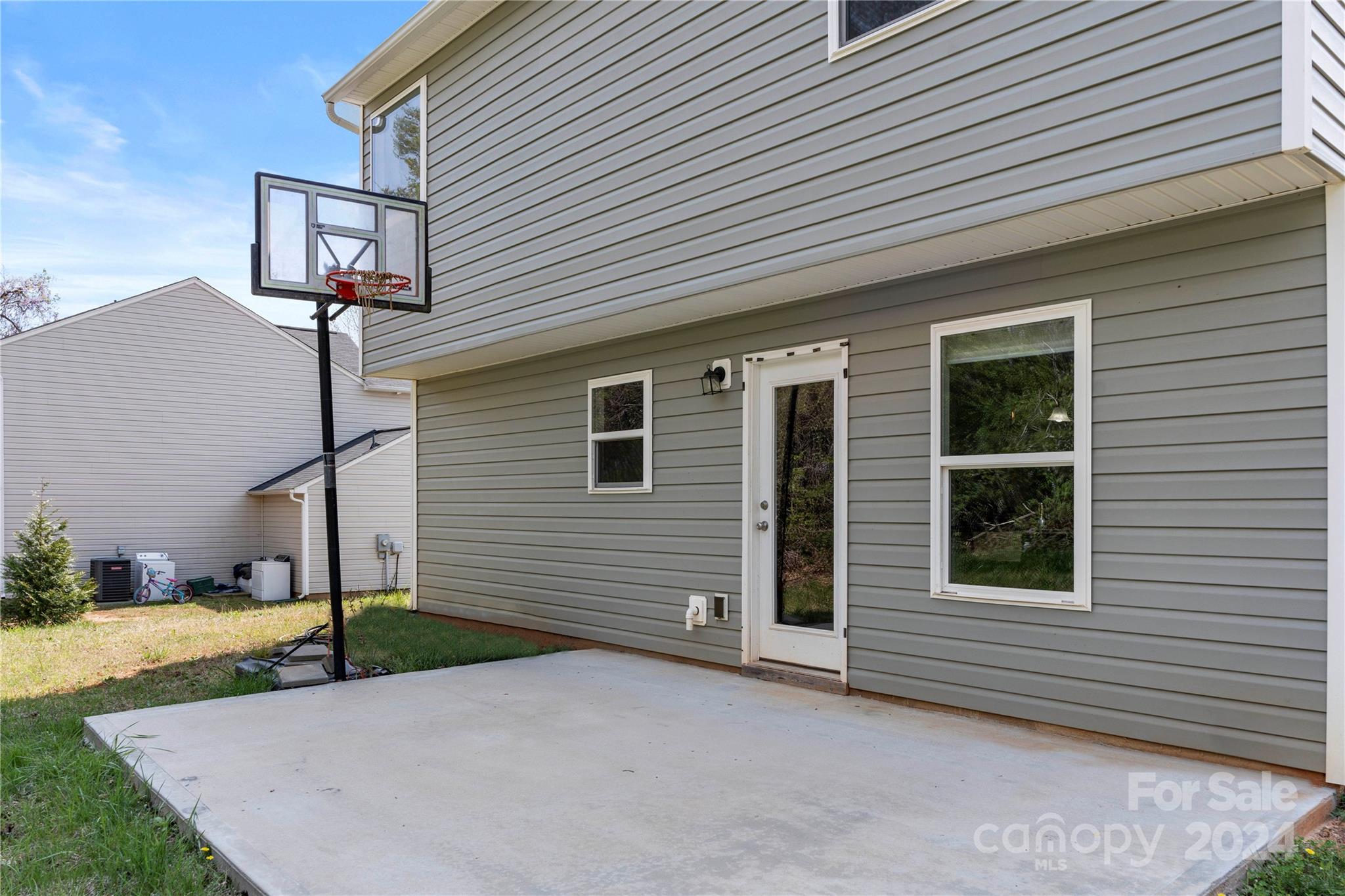 IRISH DOWNS - Residential