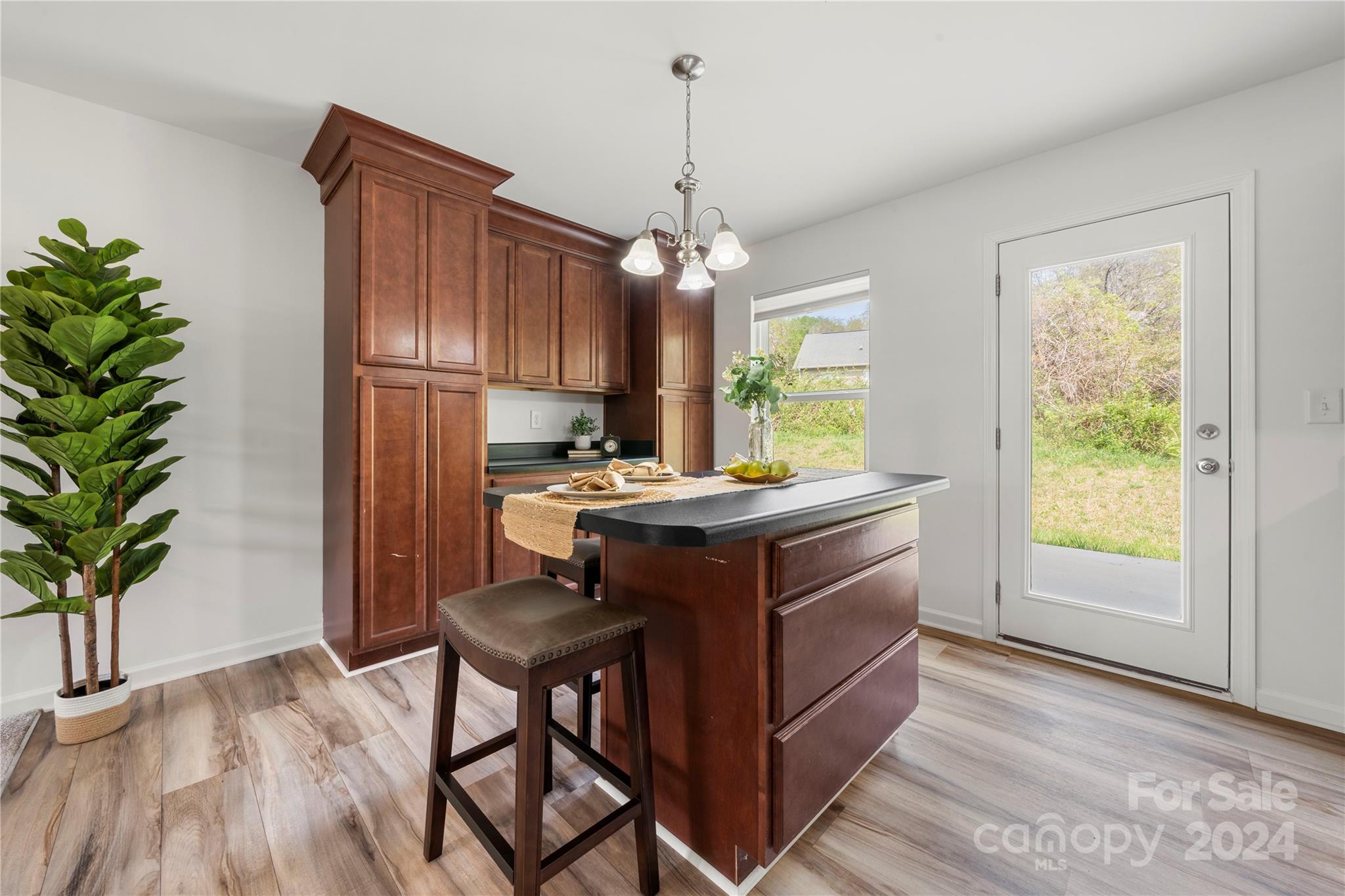 IRISH DOWNS - Residential