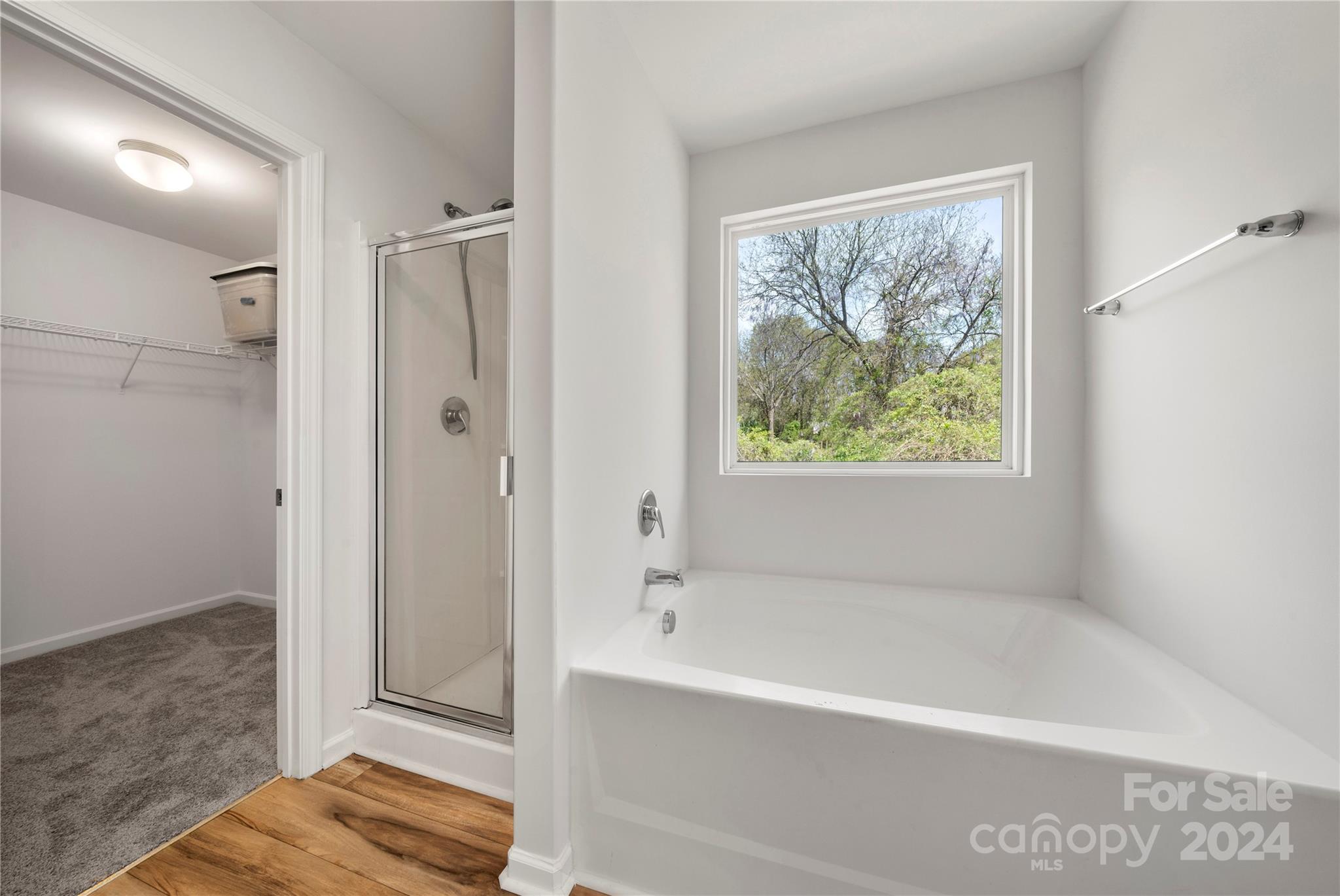 IRISH DOWNS - Residential