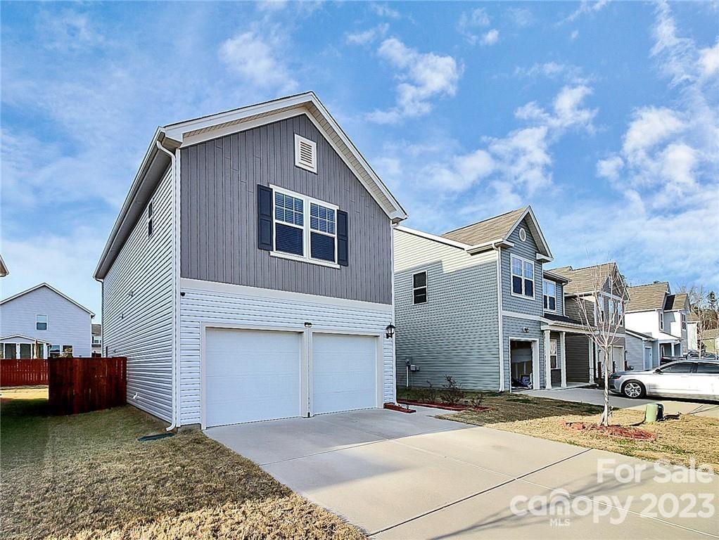 Fox Creek - Residential