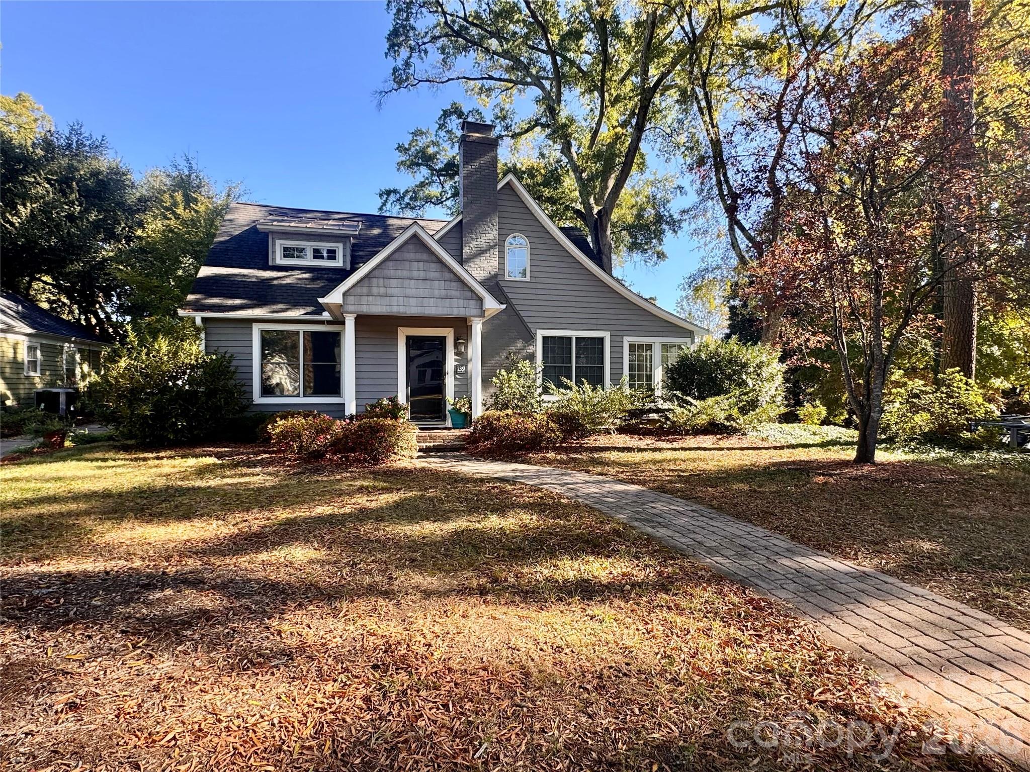 139 Louise Drive SE