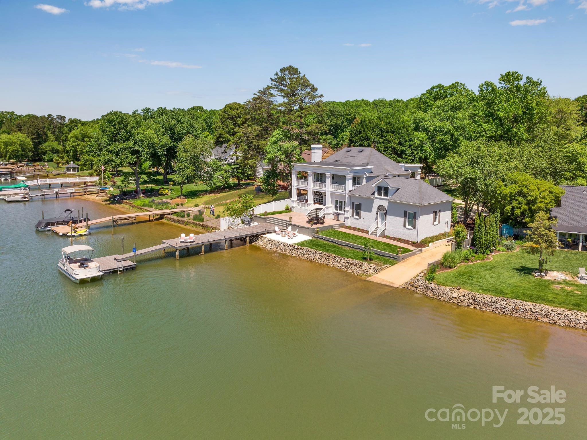 8150 Malibu Pointe Lane