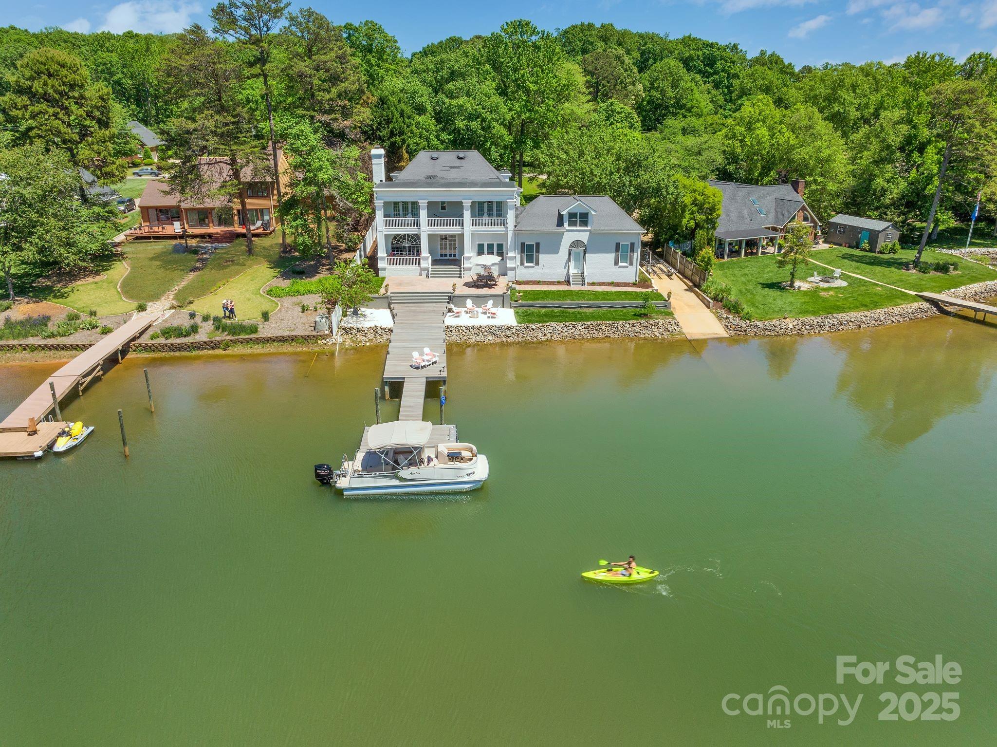 8150 Malibu Pointe Lane