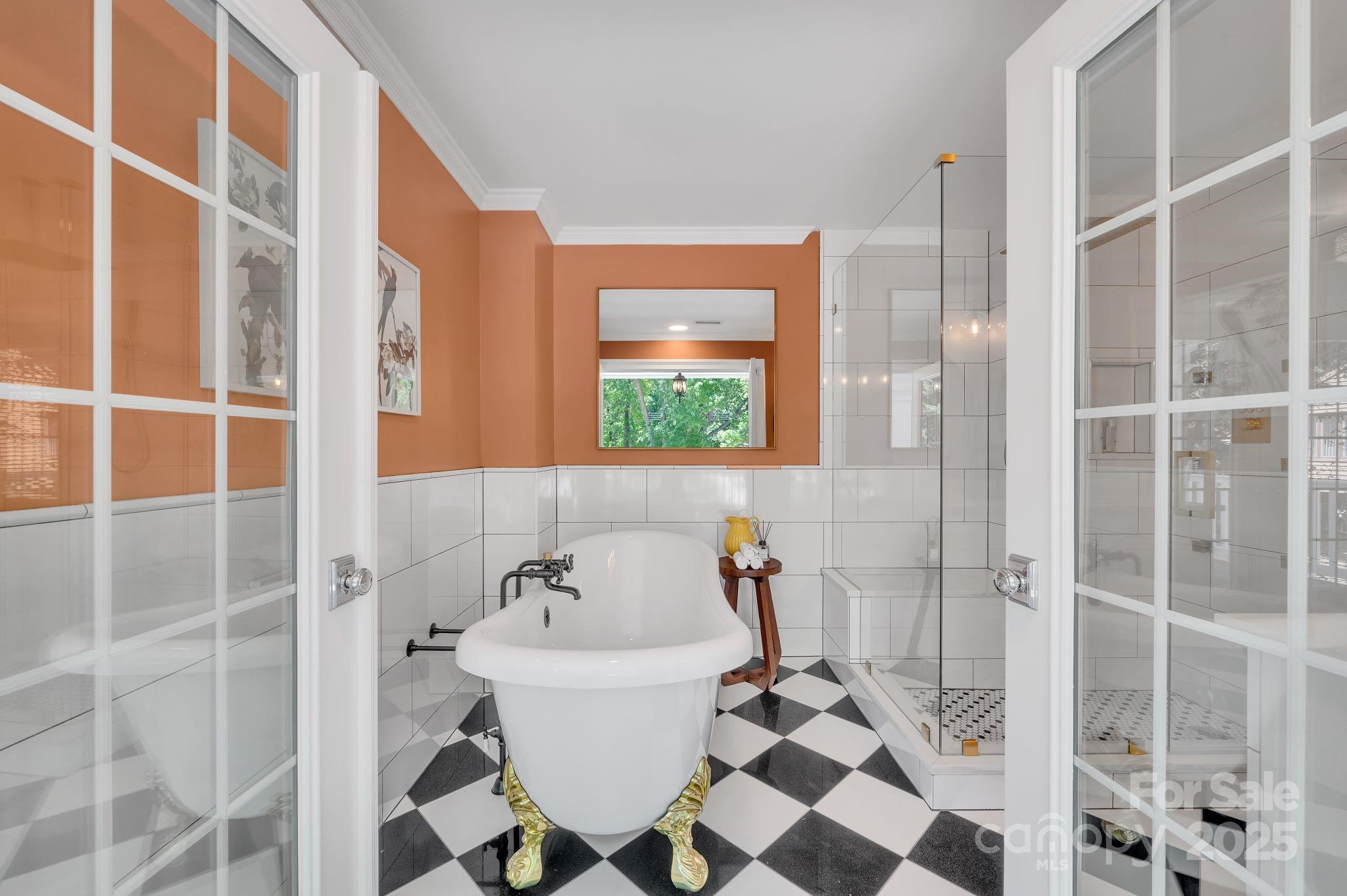 Malibu Pointe - Residential